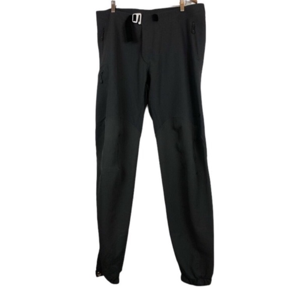 Patagonia Black Men's Pants - Picture 1 of 16